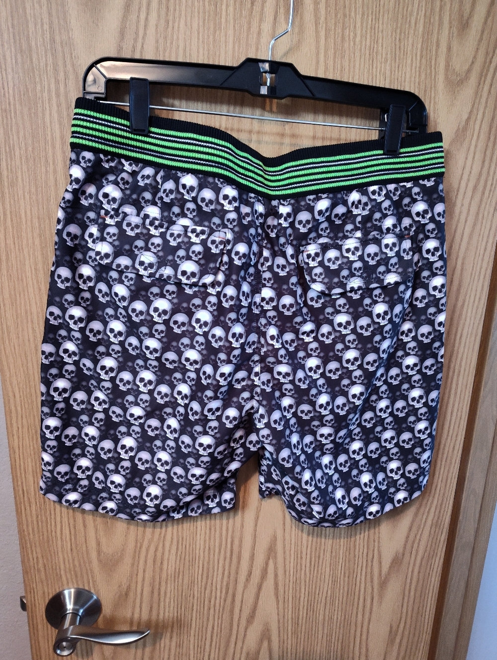 Men's Black Skull Print Swim Trunks Robert Graham - Picture 6 of 9